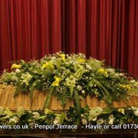fwthumbhayle - flowers - floristry - sympathy - cornwall - gifts - send flowers today - floral delivery - -florist 355x236.jpg